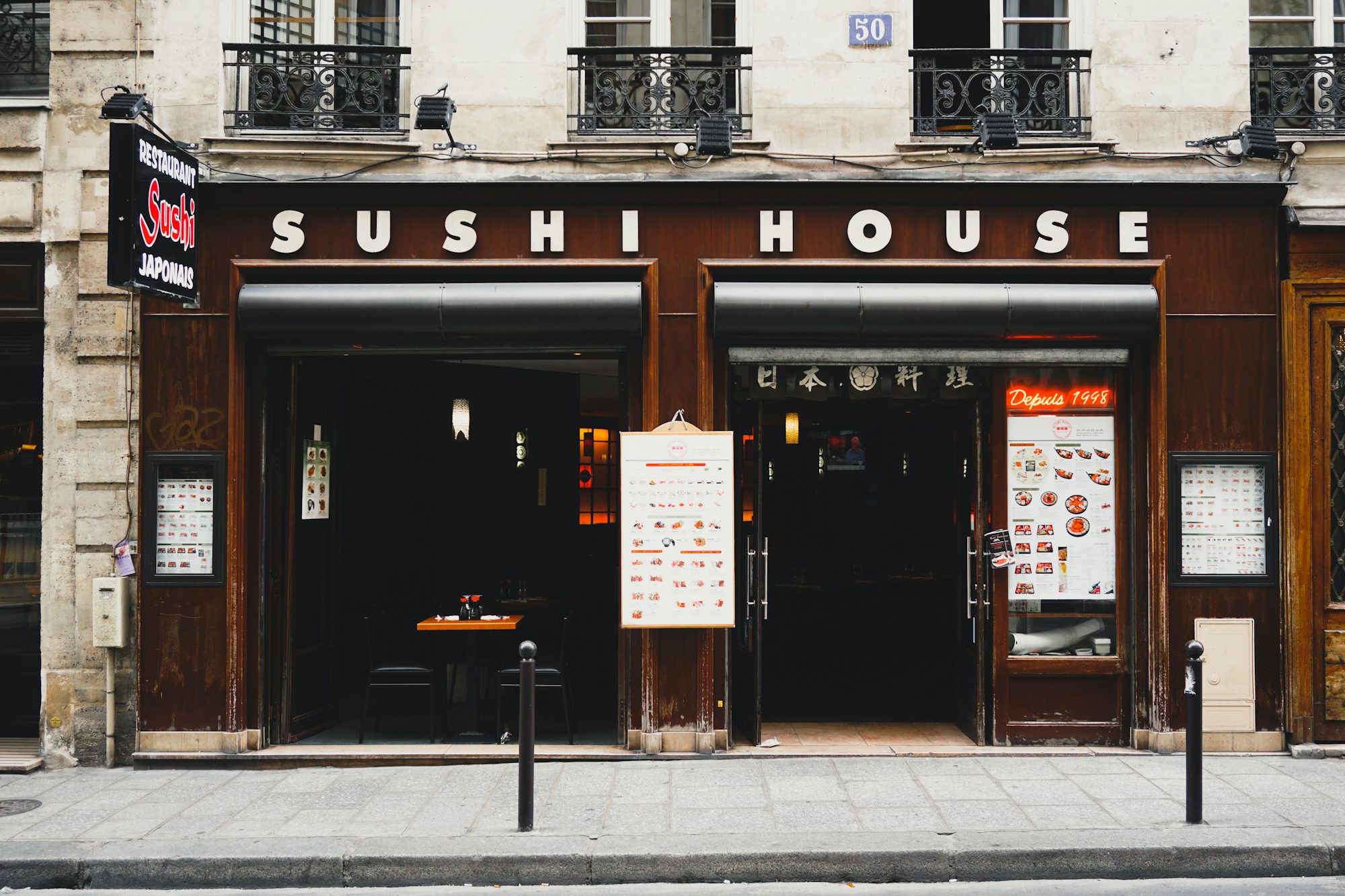 How to Design a Sushi Restaurant Logo: Tips and Tricks