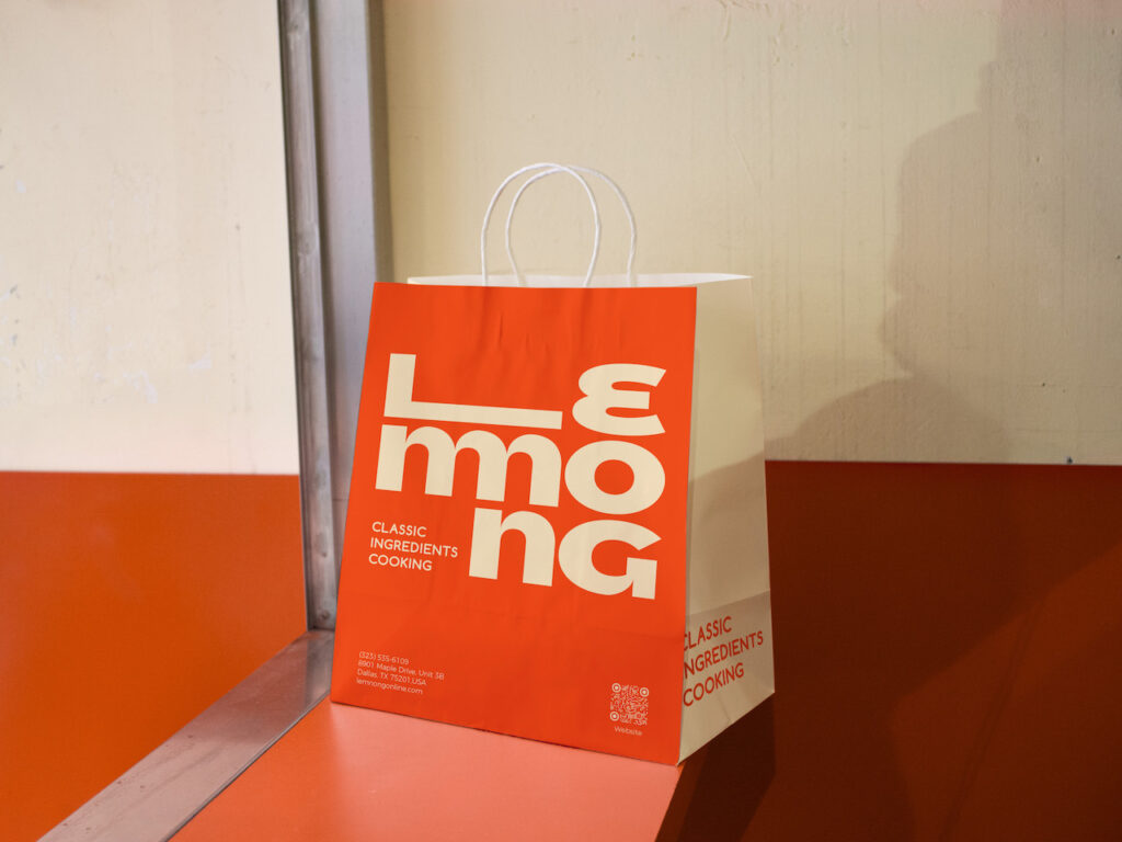 recyclable-paper-bags-with-handle