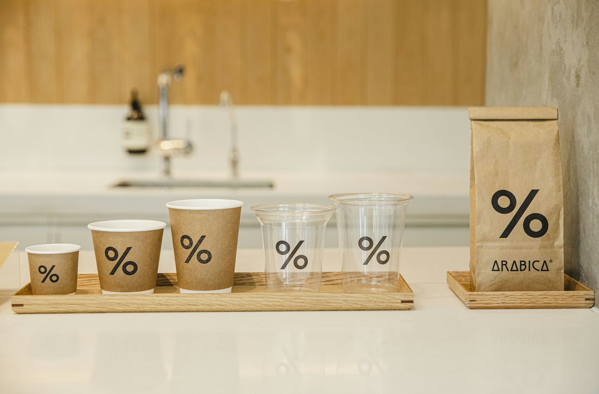 What Cup Material Retains Heat the Best for Coffee or Hot Drinks?