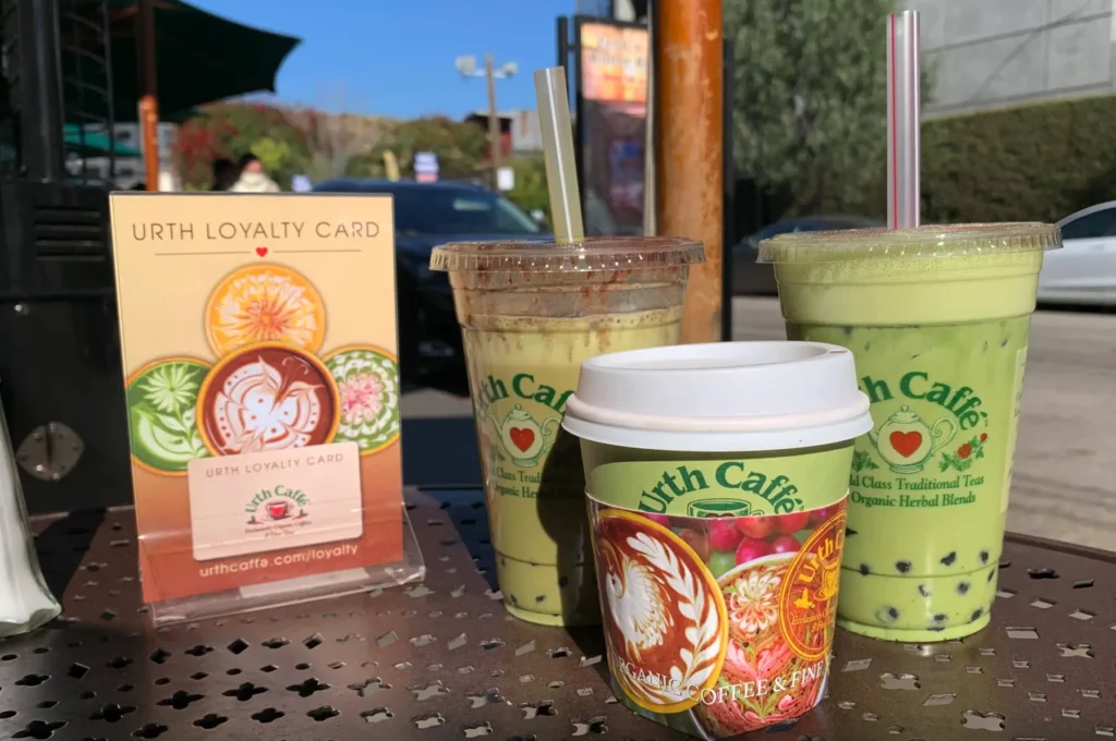 urth-paper-coffee-cups