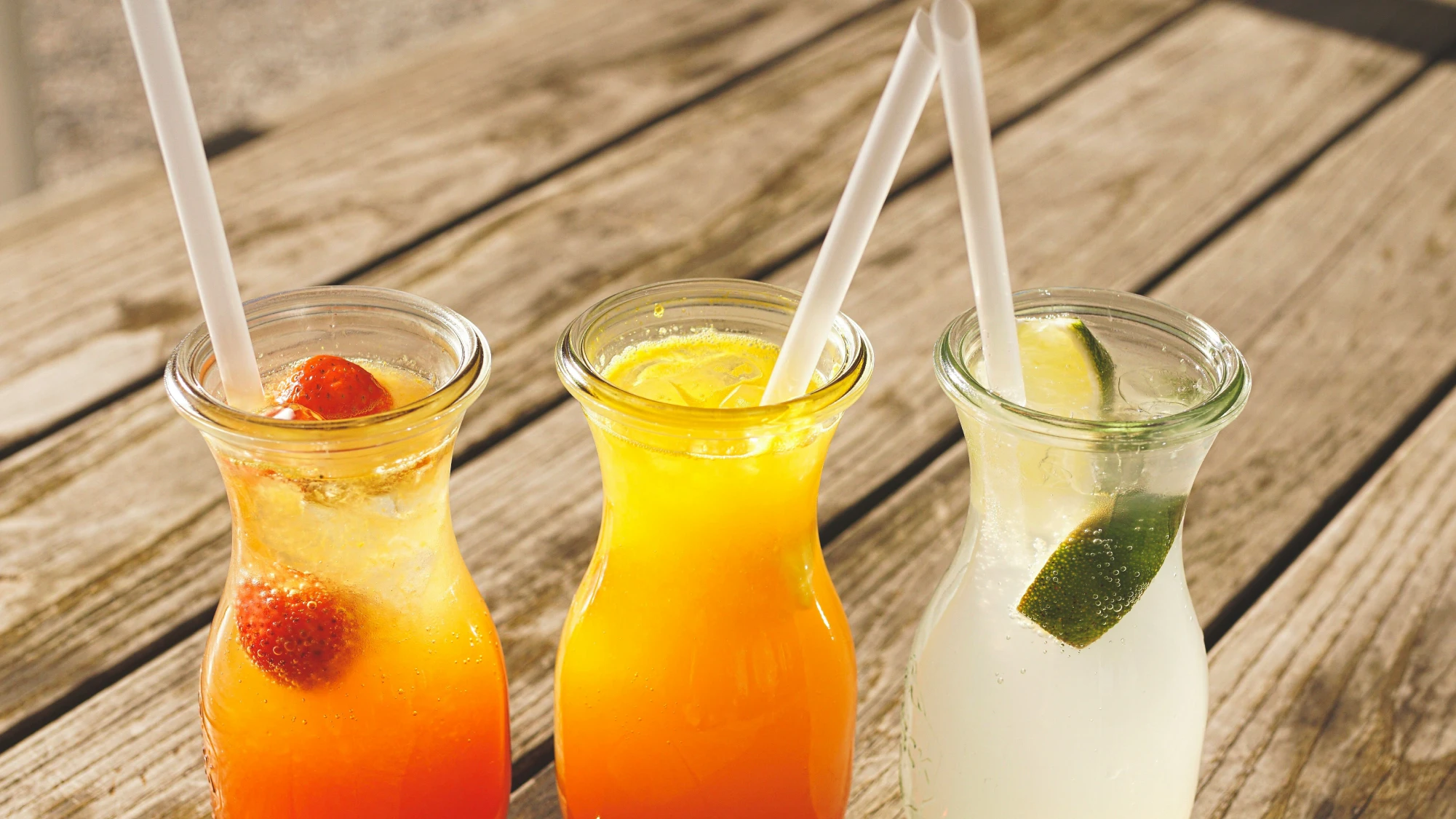 Are Paper Straws Worse for the Environment? Paper vs. Plastic