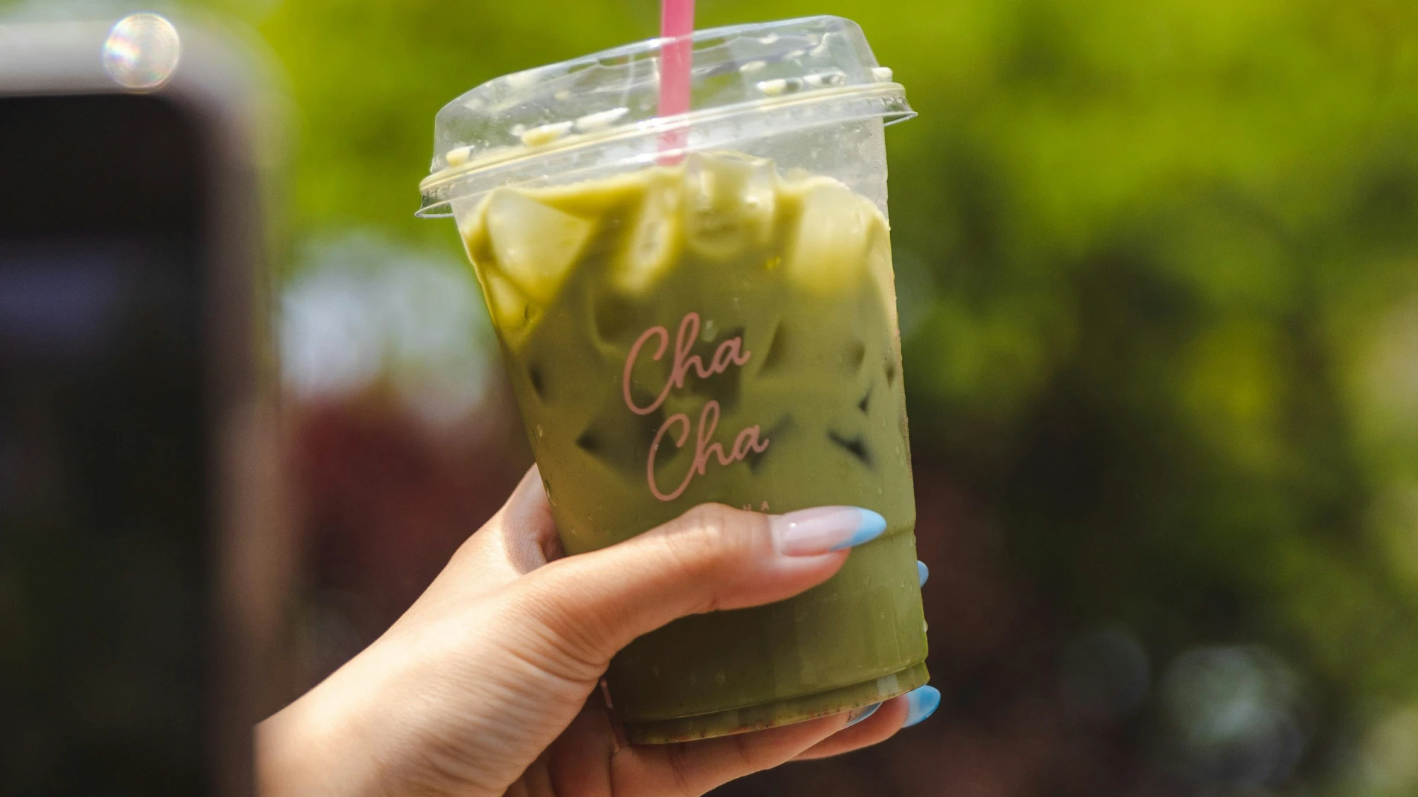 What’s the Best Bubble Tea Cup Packaging for Takeout