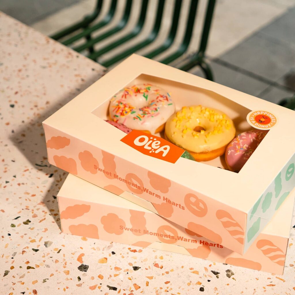 small-business-food-packaging-custom-donut-box
