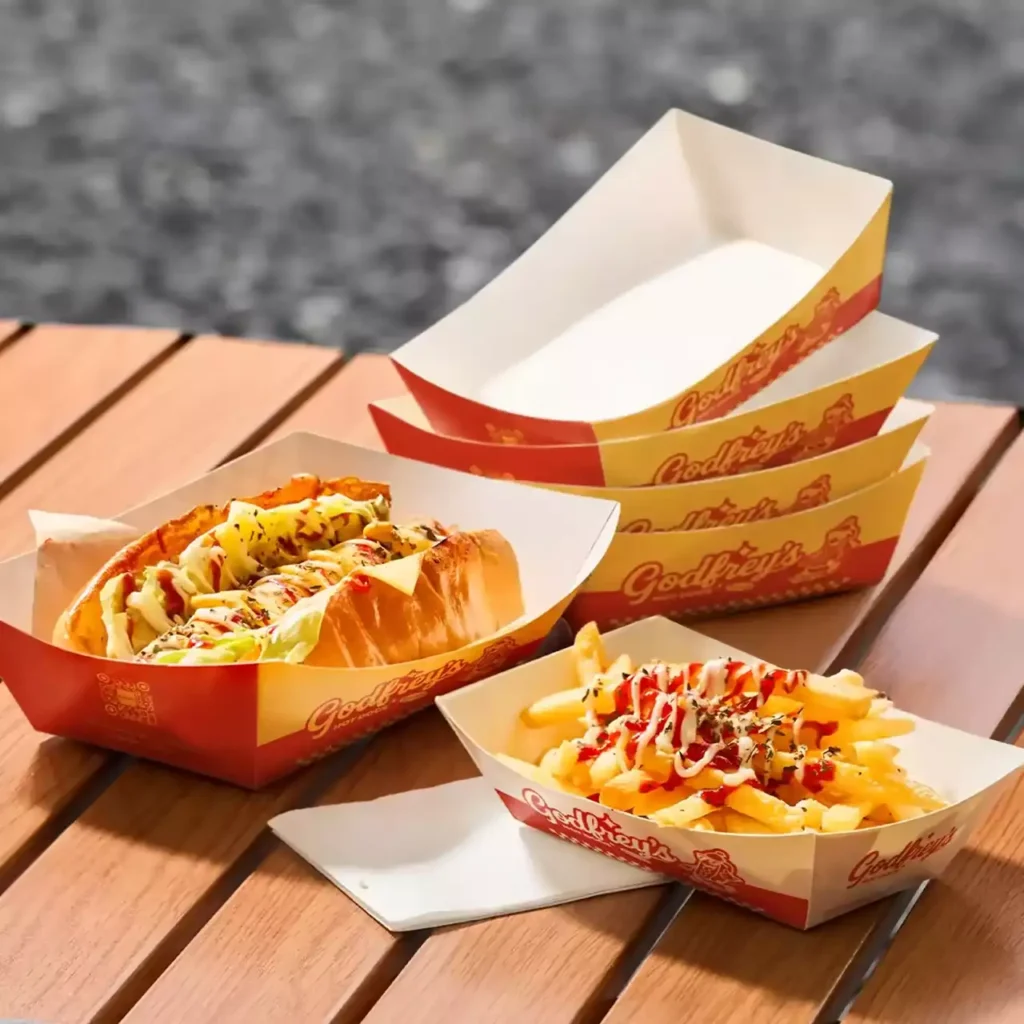 Best disposable catering packaging, paper disposable food boat tray for fries hot dog, event catering snack packaging