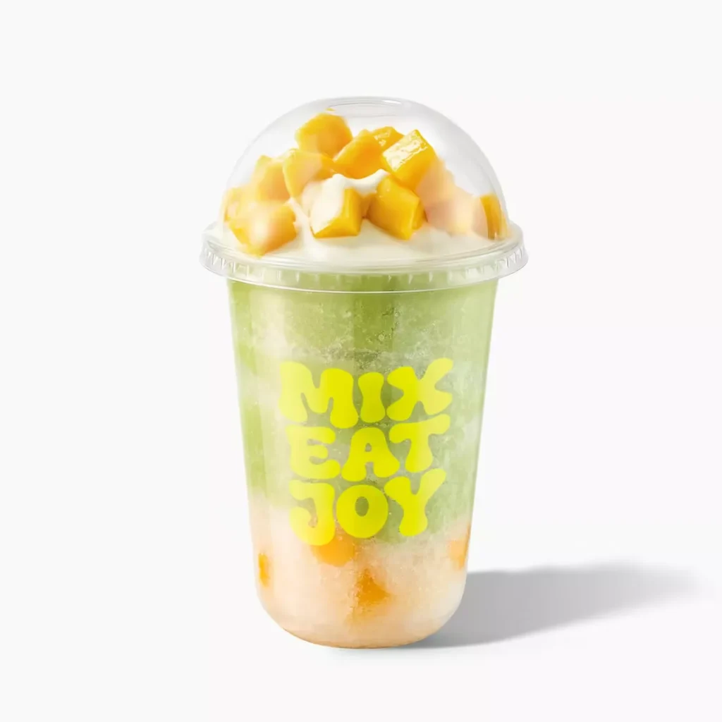 Clear plastic cup for fruit smoothie bubble tea, disposable plastic drink cup for cafe beverage